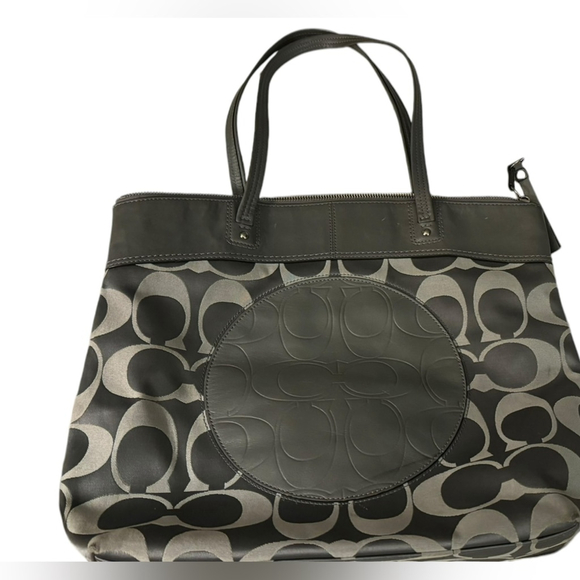 COACH LAURA SIGNATURE GREY TOTE/ SHOULDER BAG - Picture 2 of 10